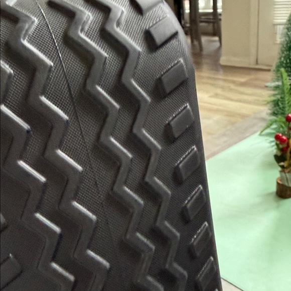 Stylish Black Tote Bag - Picture 6 of 9